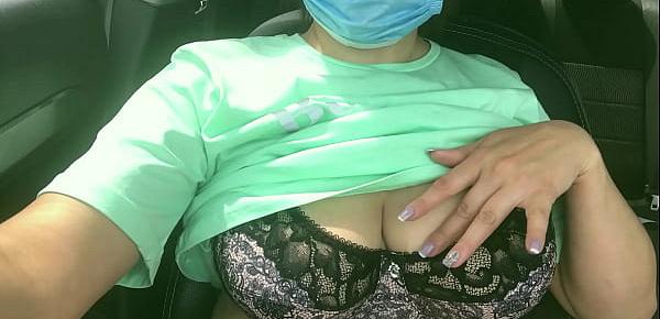  Quarantined boring, playing with pussy and ass in the car